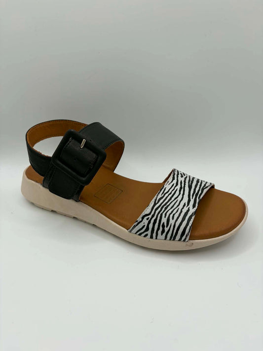 Pepe Zebra Print