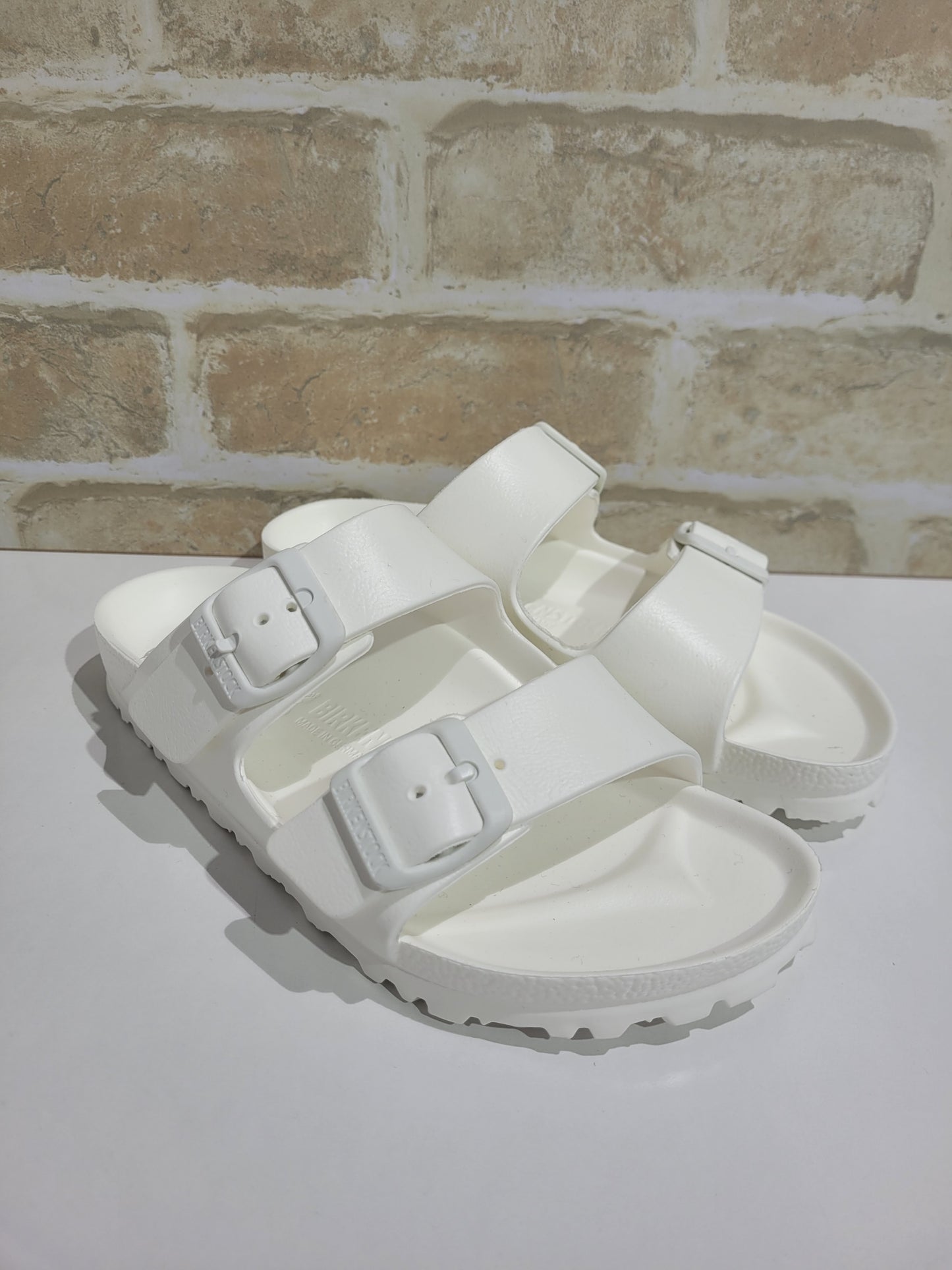 Arizona EVA White Narrow