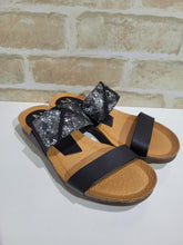 Load image into Gallery viewer, Resort Negro