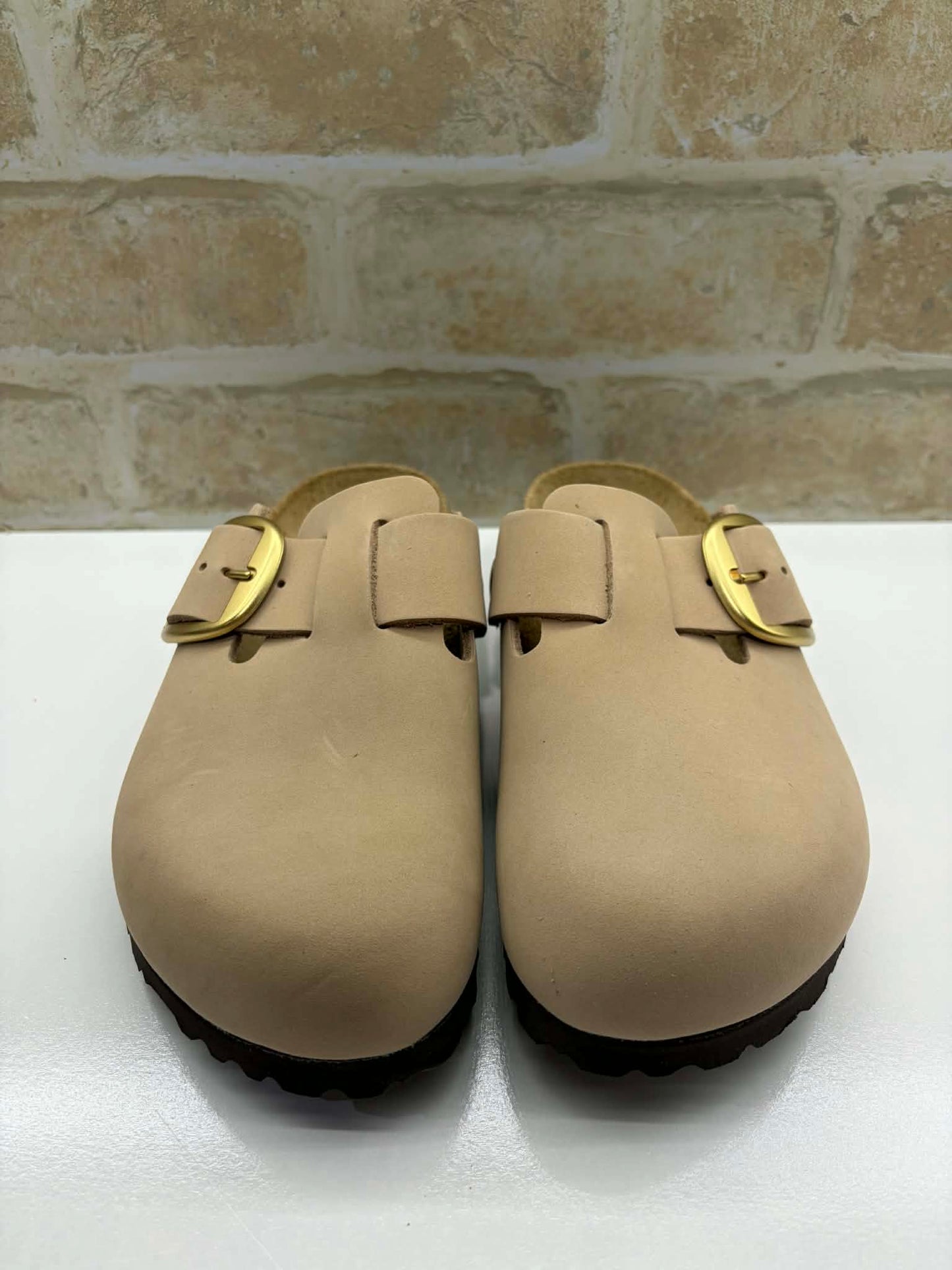 Boston Big Buckle Sandcastle Nubuck Leather Regular