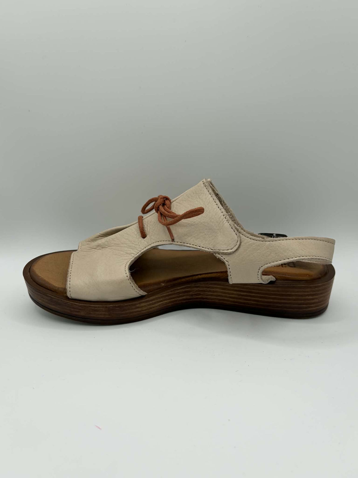 Dior Bone