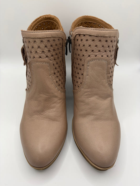Barlow Taupe