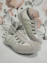Load image into Gallery viewer, Christine Bone/taupe