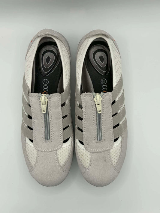 Christine Bone/taupe