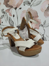 Load image into Gallery viewer, Fortuna Crass Blanco