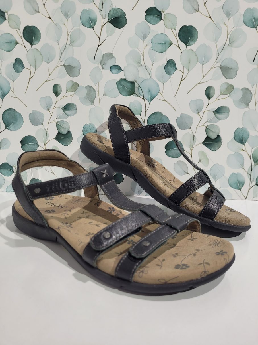 Trophy Black – Boardwalk Boutique Au