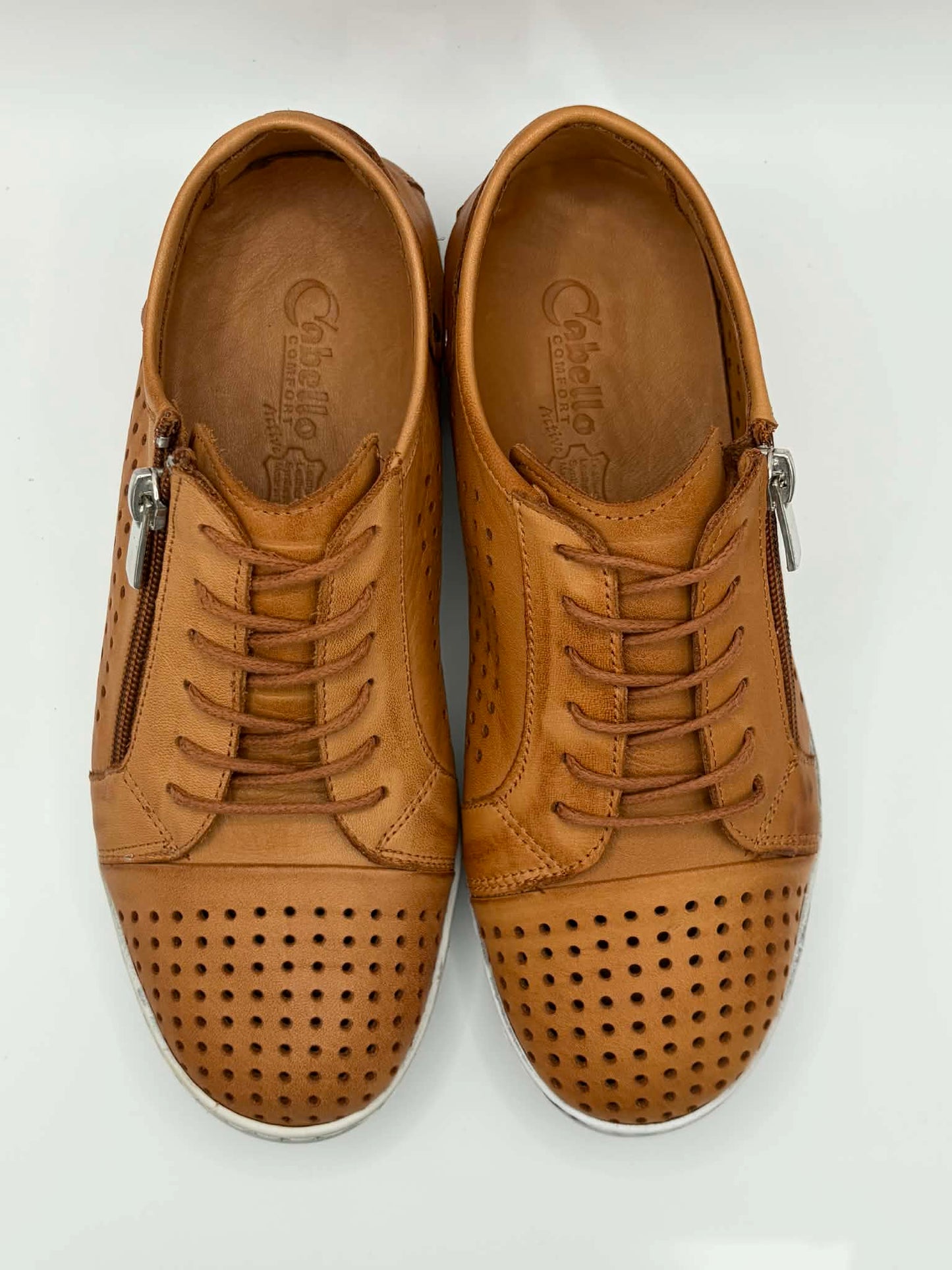 EG17 Tan
