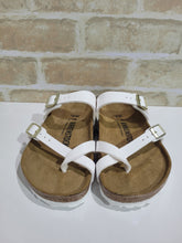 Load image into Gallery viewer, Mayari White Patent by Birkenstock
