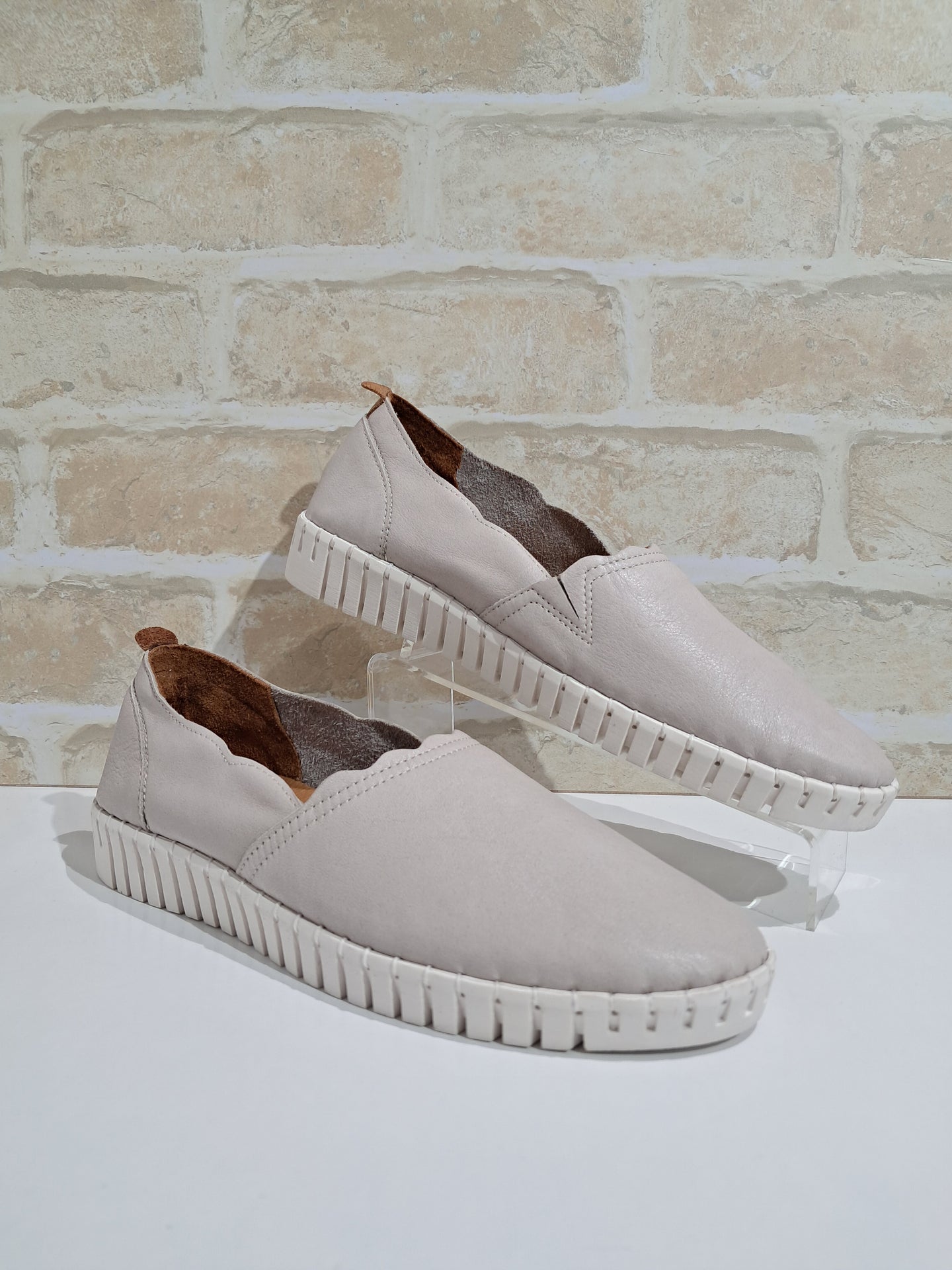 Unity Stone by Thyme & Co
