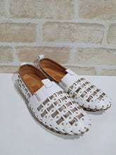 Load image into Gallery viewer, Totem White/Pewter by Thyme &amp; Co
