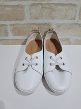 Load image into Gallery viewer, Shine White by Baylane
