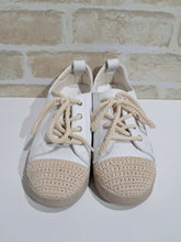 Load image into Gallery viewer, Cabarita White by Hinako
