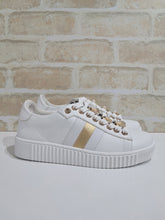 Load image into Gallery viewer, Bee White by Hinako
