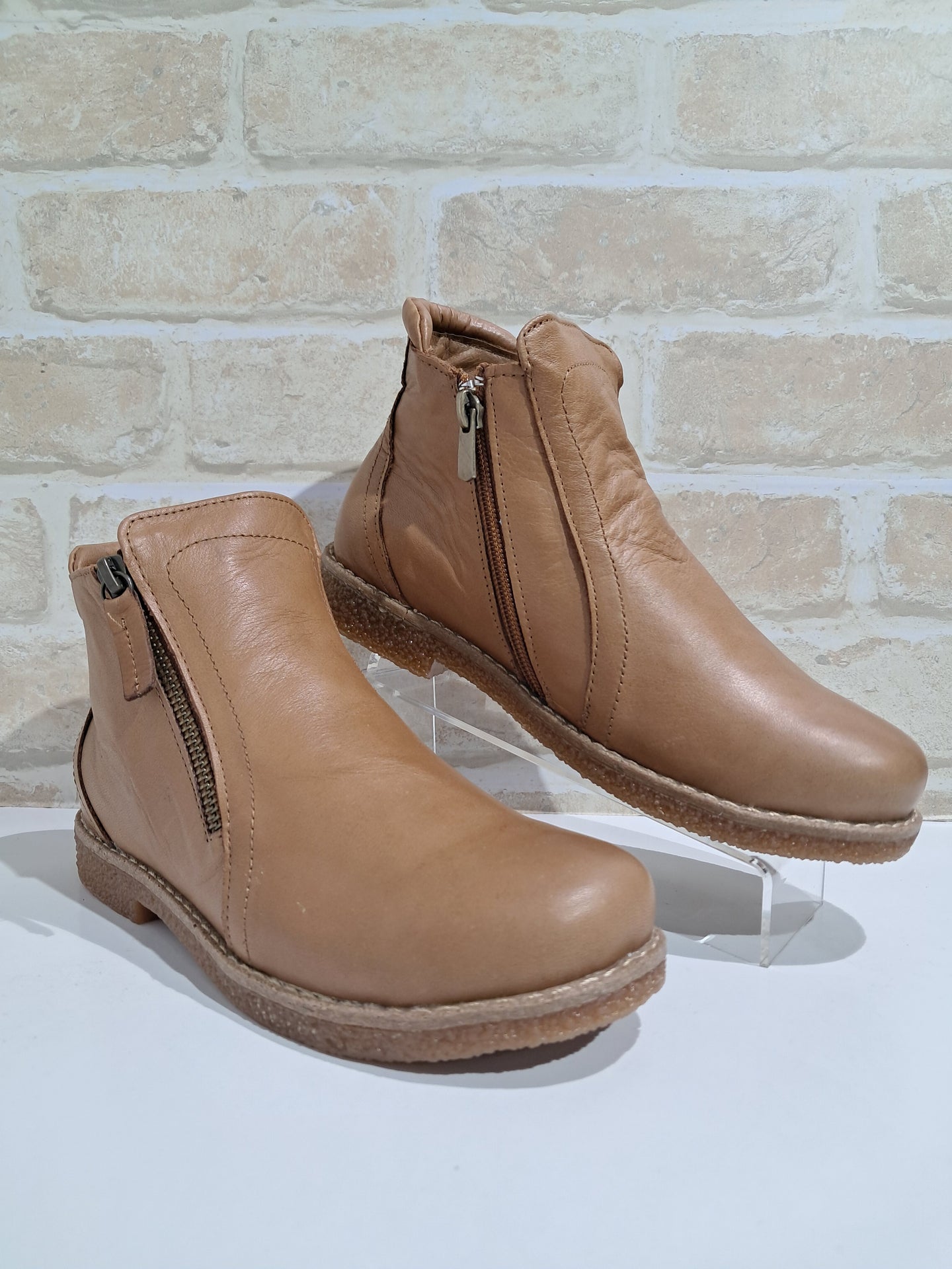 Tallow Brown by Rilassare