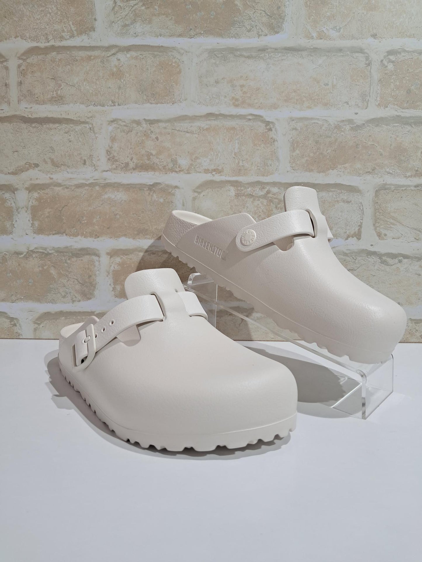 Boston EVA Eggshell Narrow