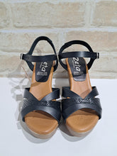 Load image into Gallery viewer, Felice Negro by Zeta
