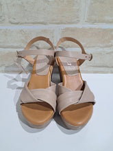 Load image into Gallery viewer, Fortuna Taupe by Zeta
