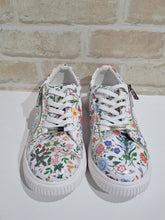 Load image into Gallery viewer, Noble White Floral by Naked Arches
