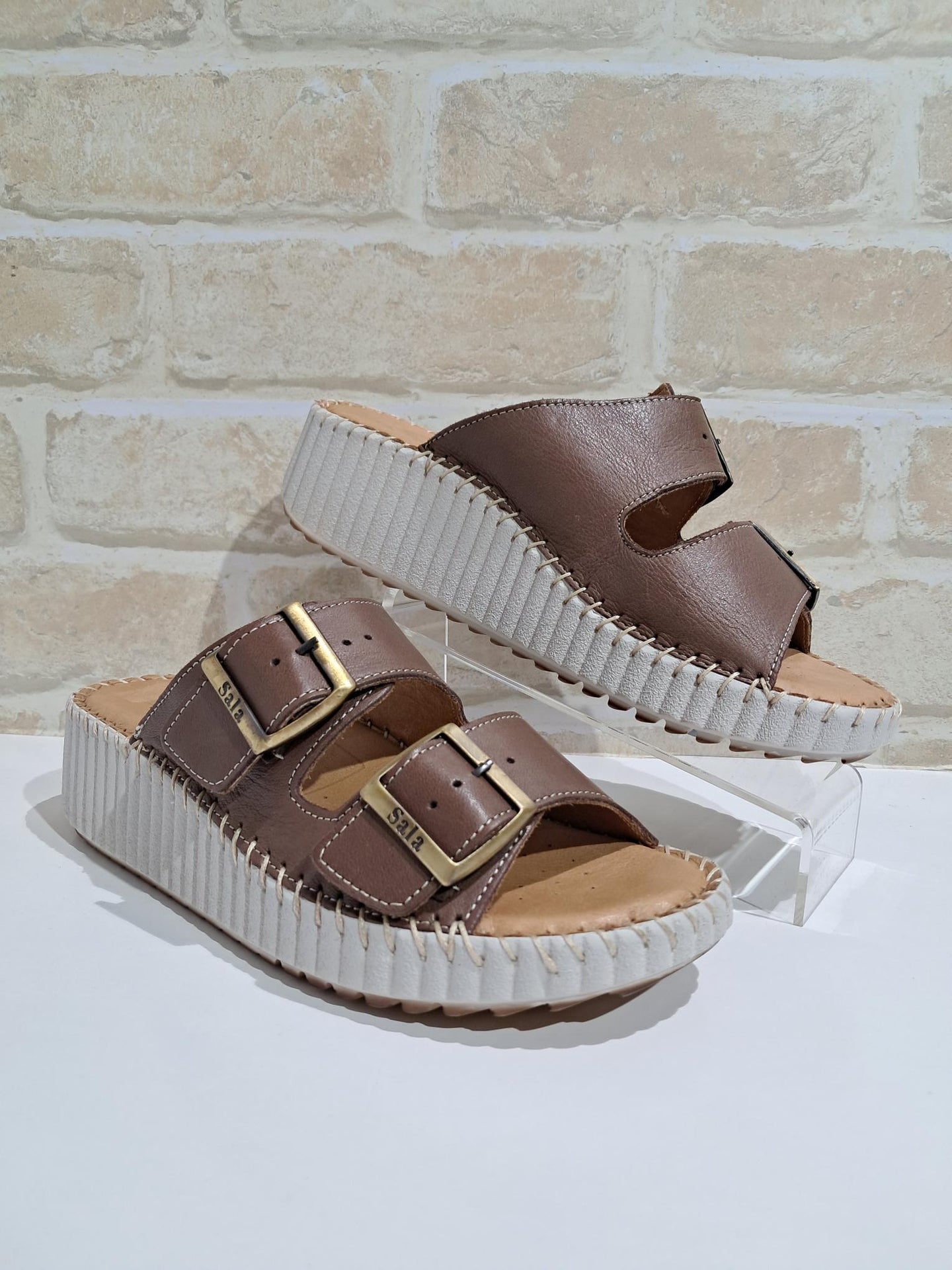 Solena Praline by Sala