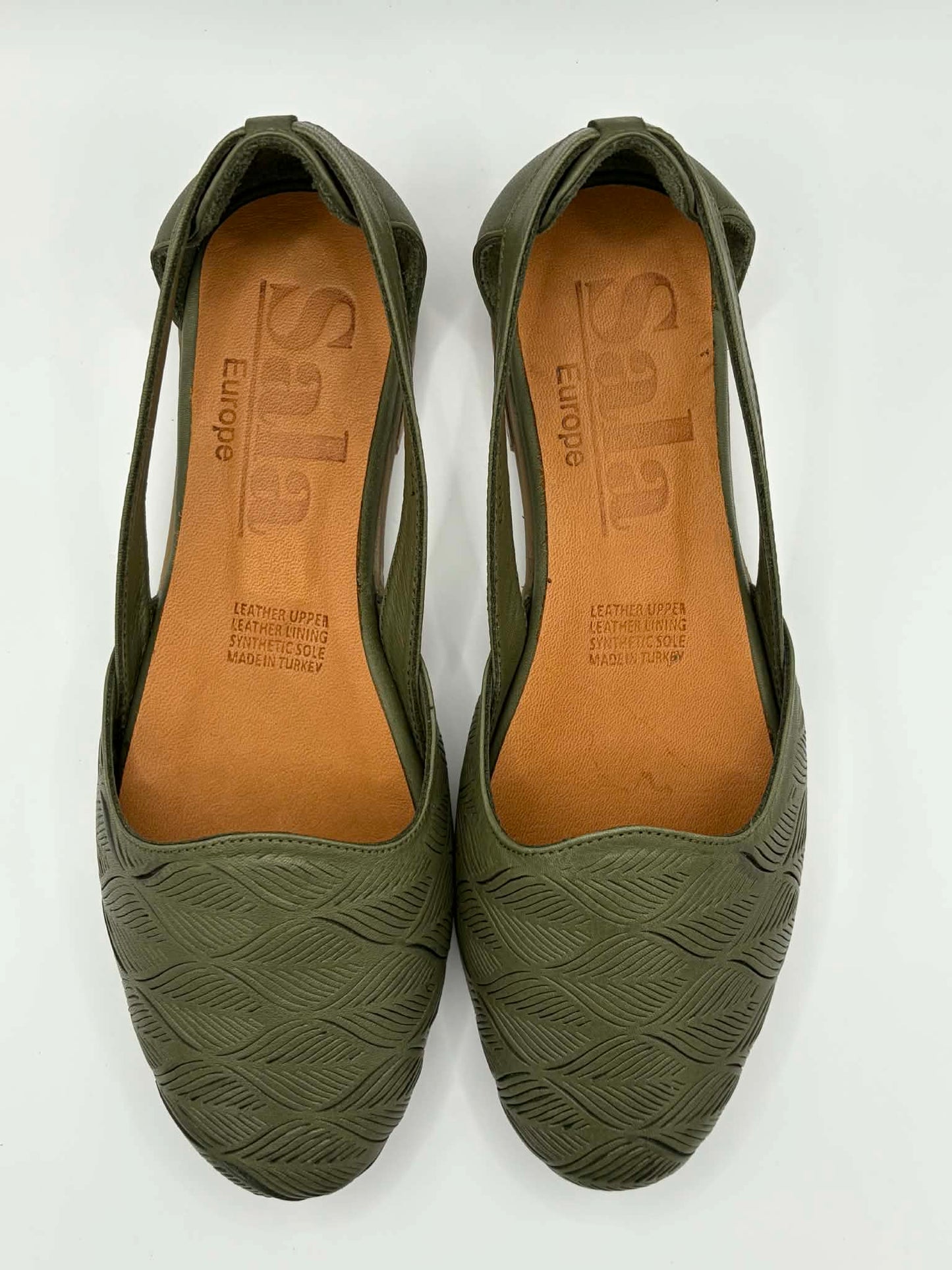 Cresta Dark Olive