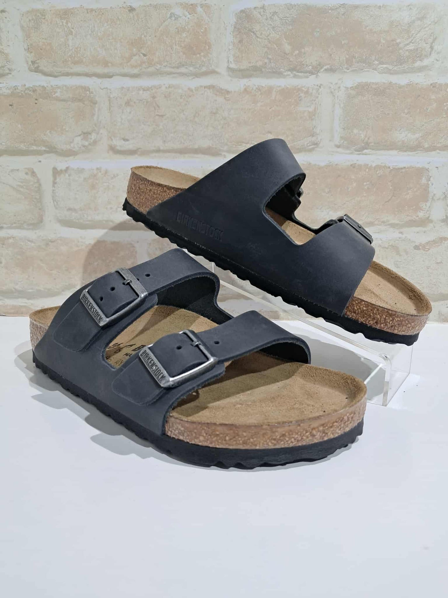 Arizona Black Oiled Leather Regular