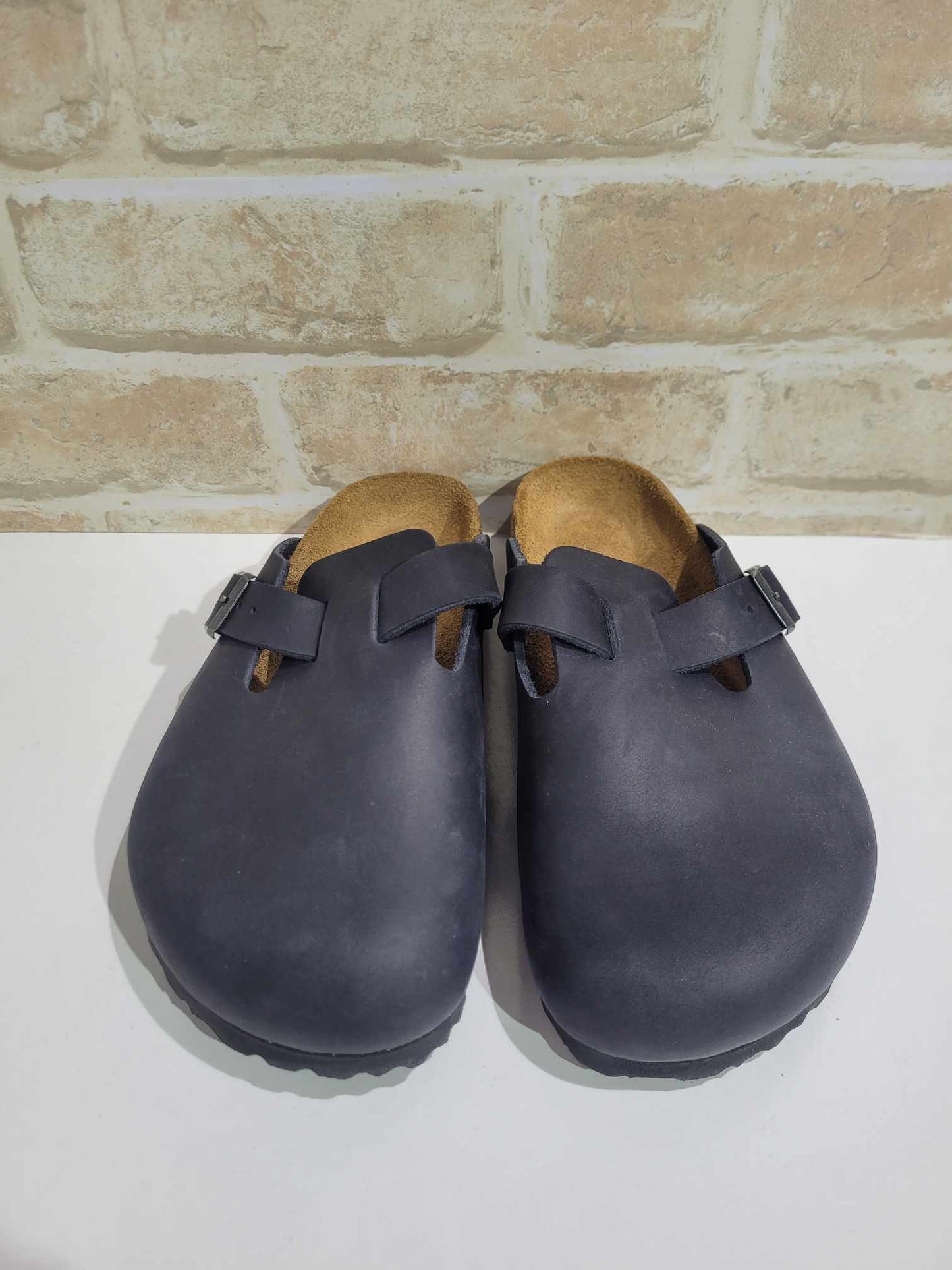 Boston Black Oiled Leather Regular