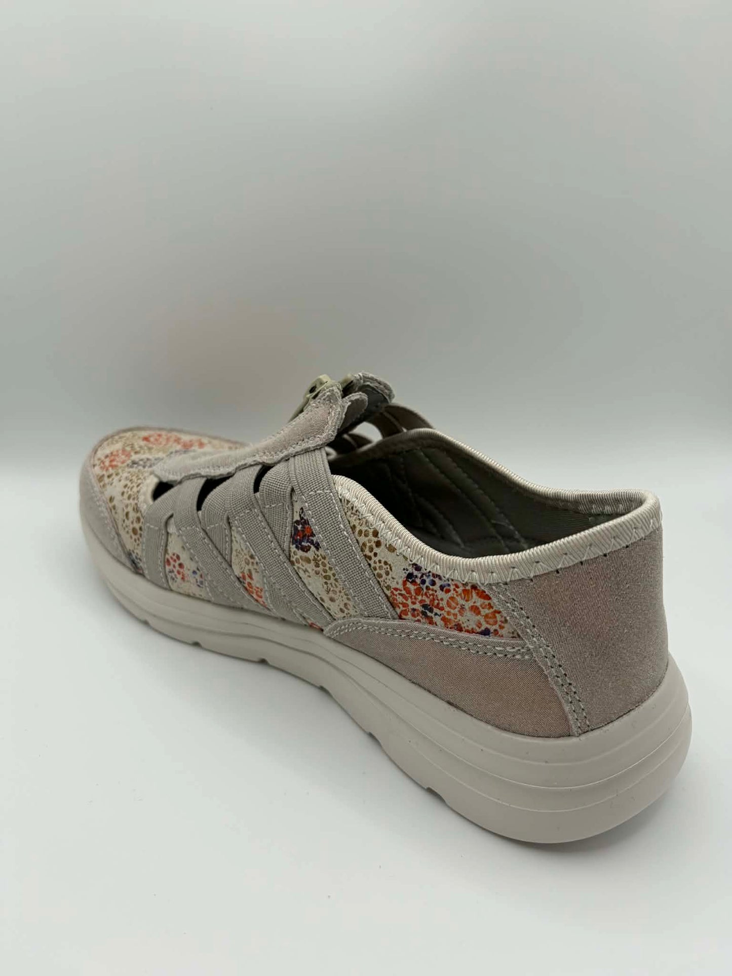 Callum Stone Floral