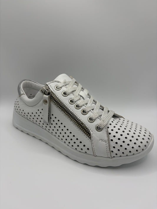 EG256 White