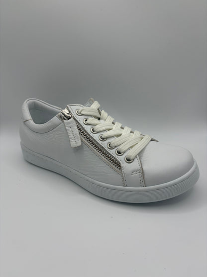Token Fresh White