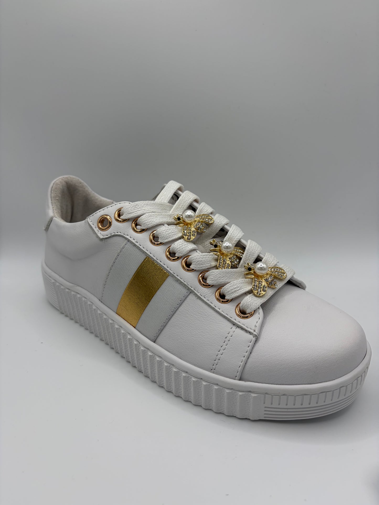 Bee White
