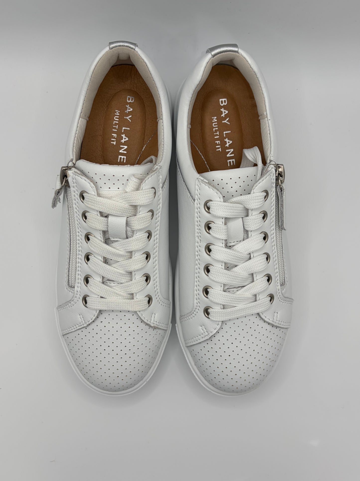 New Kiki White