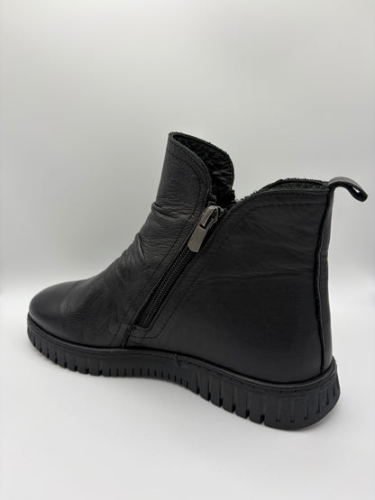 Flor Black Leather