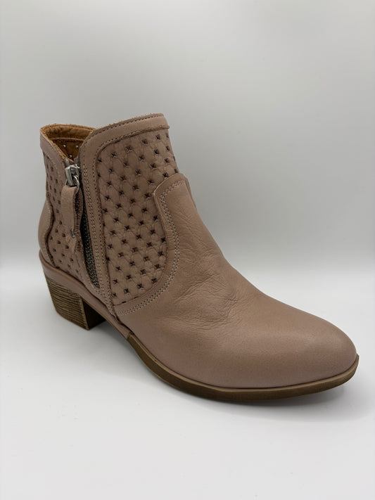 Barlow Taupe
