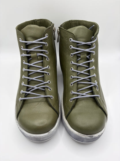 Typo Olive