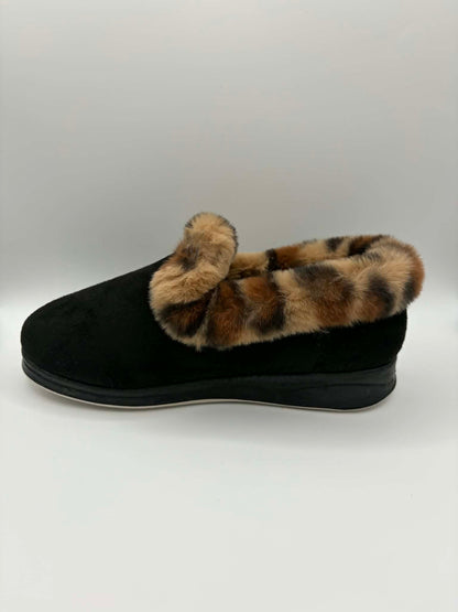 Emille Black/Leopard