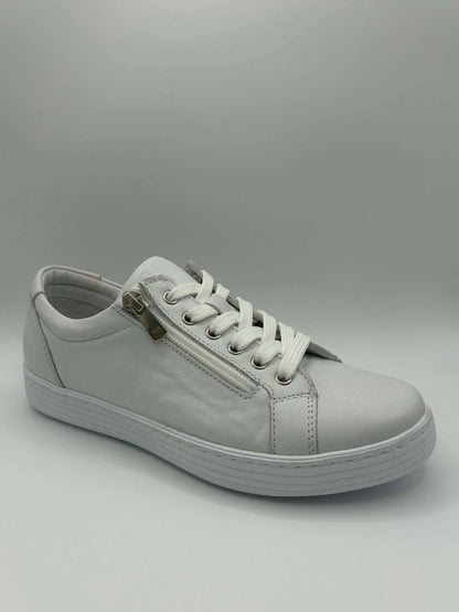 Unity White