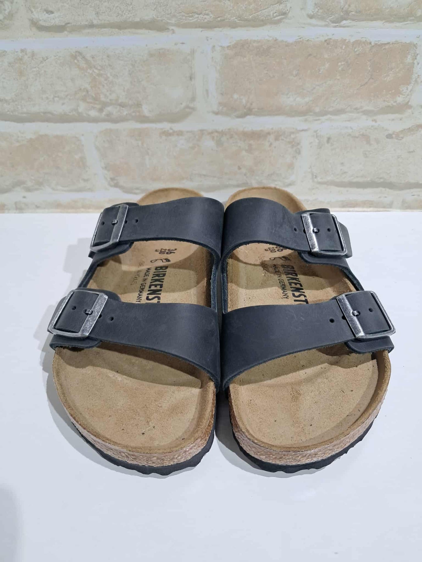 Arizona Black Oiled Leather Regular