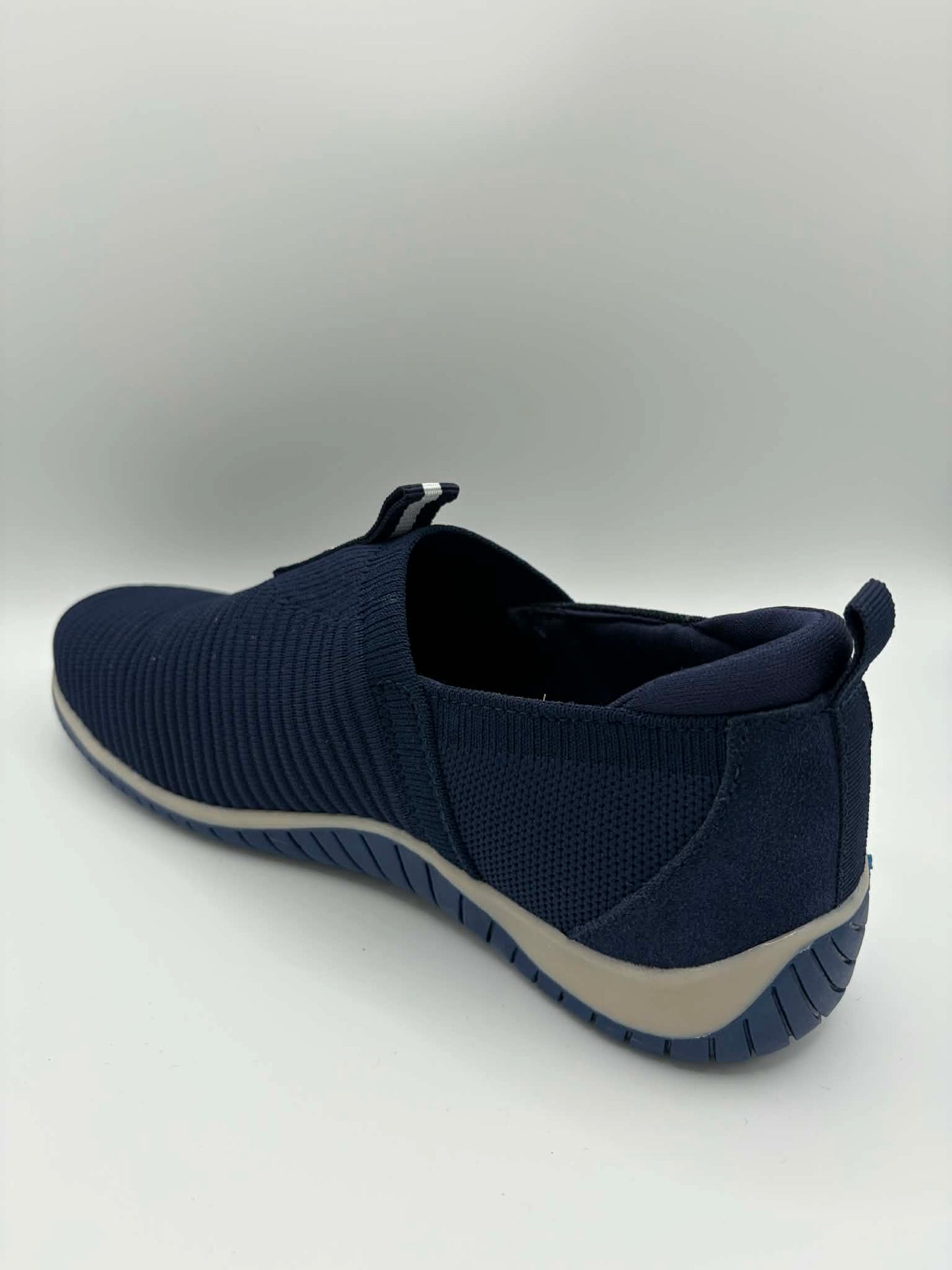 Tabitha Navy