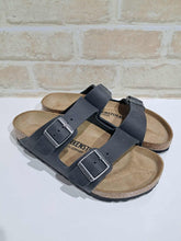 Load image into Gallery viewer, Arizona Black Oiled Leather Regular
