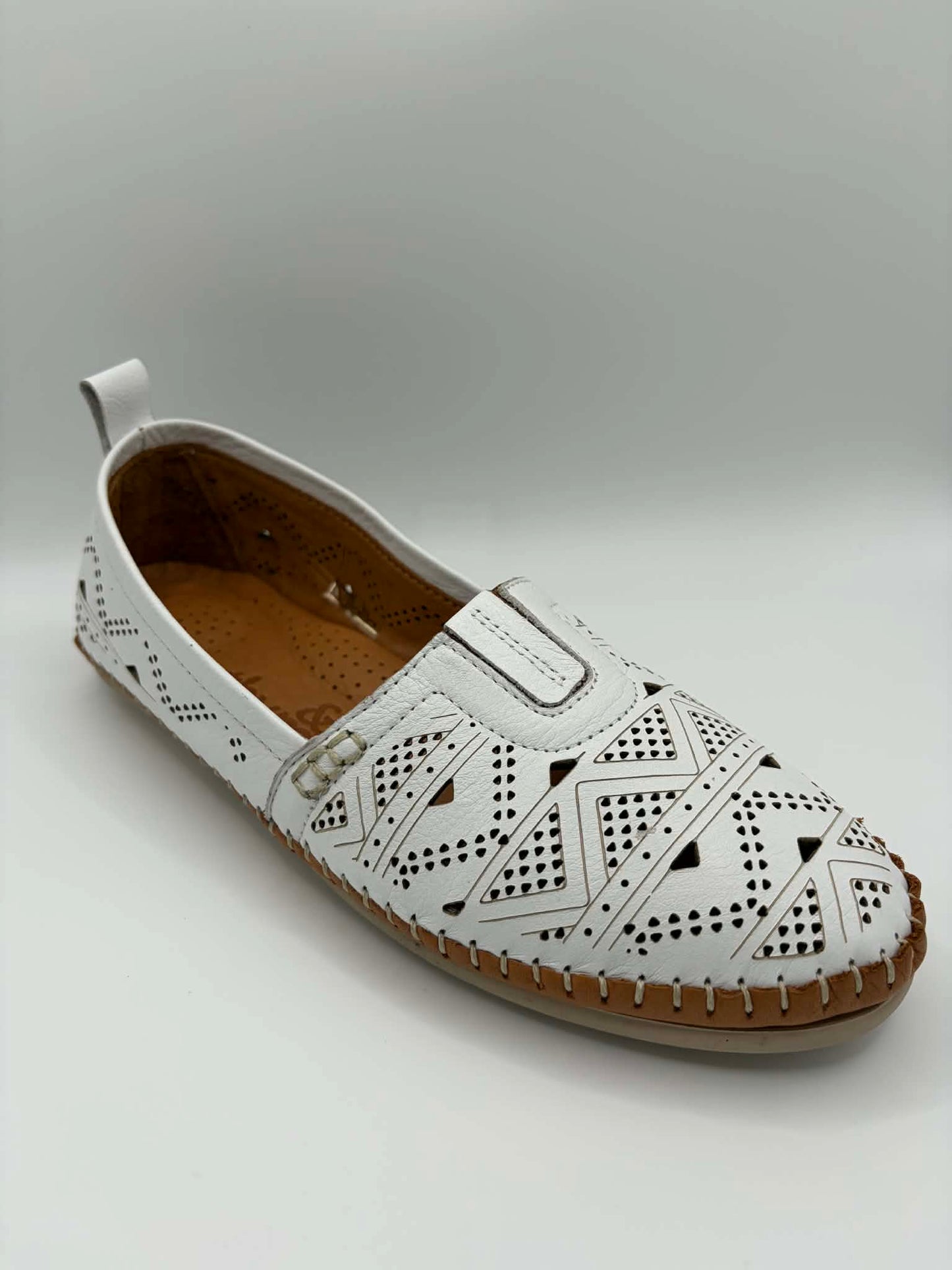 Candy White/Tan