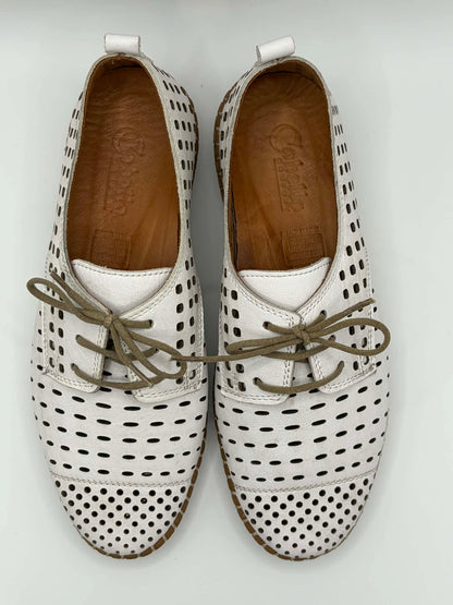 Kroon White