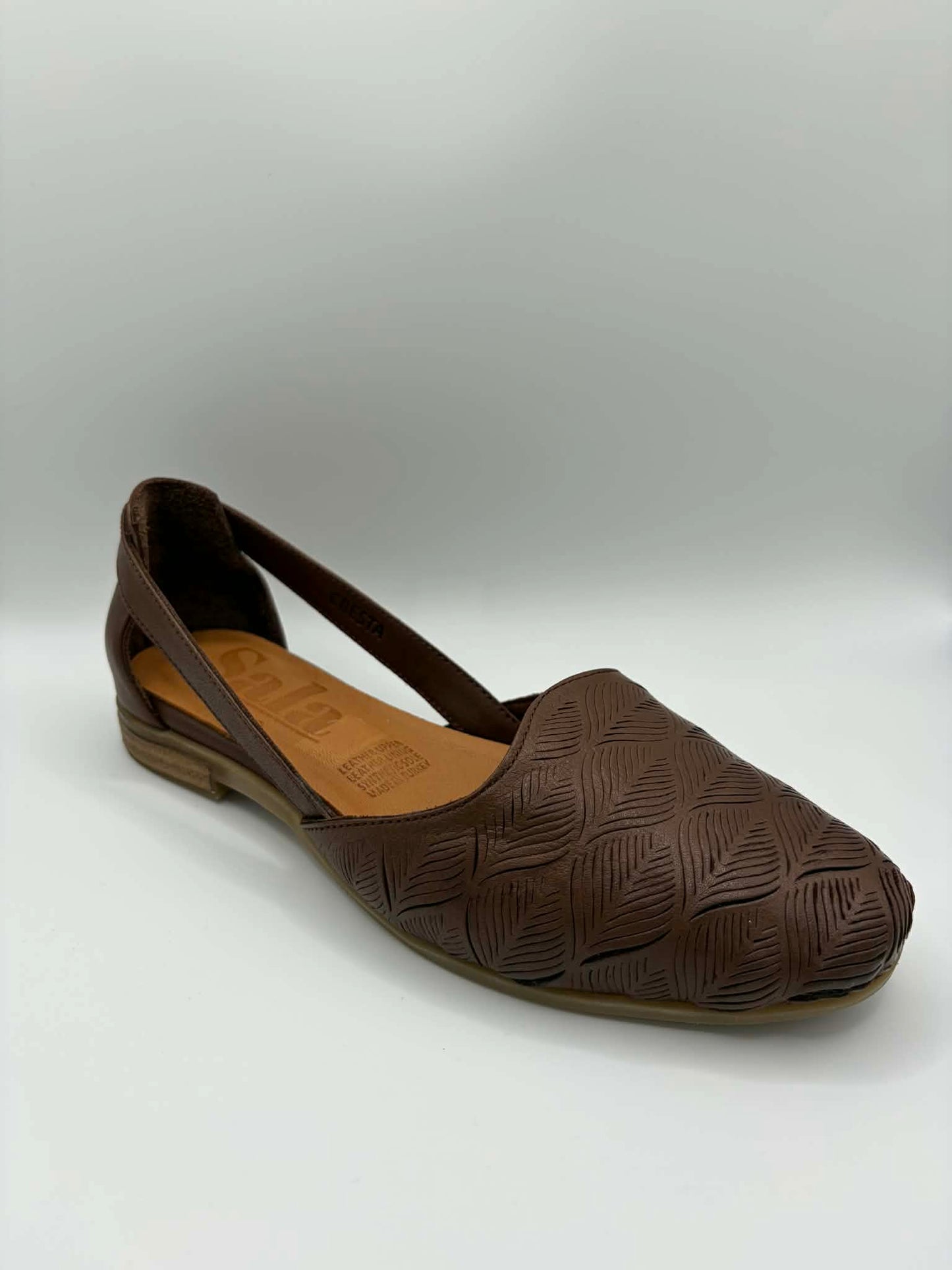 Cresta Praline