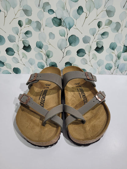 Mayari Stone Birkibuc Regular