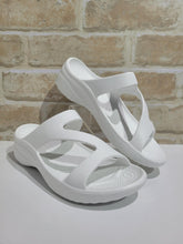 Load image into Gallery viewer, Z Sandal White by Dawgs
