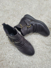Load image into Gallery viewer, Frier Dark Brown by Planet Shoes
